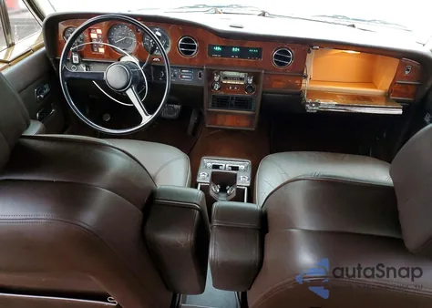 1982 Rolls-Royce Silver Spirit z USA, uszkodzony, nr VIN SCAZS42A8CCX05329